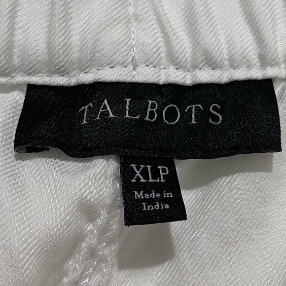 Talbots || Woman’s white shorts size Xl Petite - Picture 5 of 6